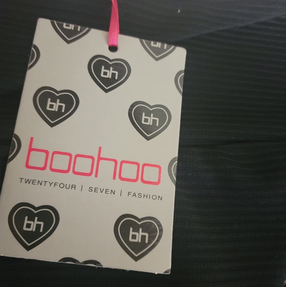 Dress - Picture 3 of 4